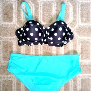 Swimming suit